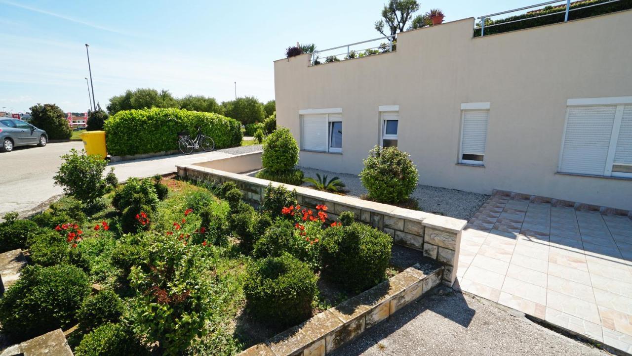 Apartments Lulic Zadar Exterior foto